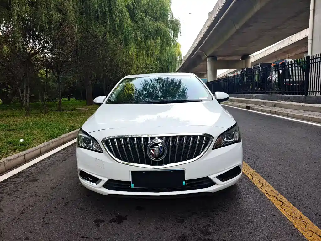 Buick Verano — миниатюра 2