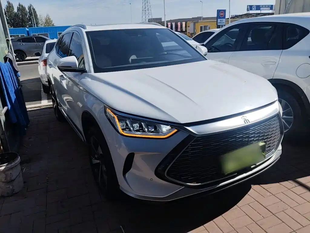BYD PLUS New Energy — миниатюра 4