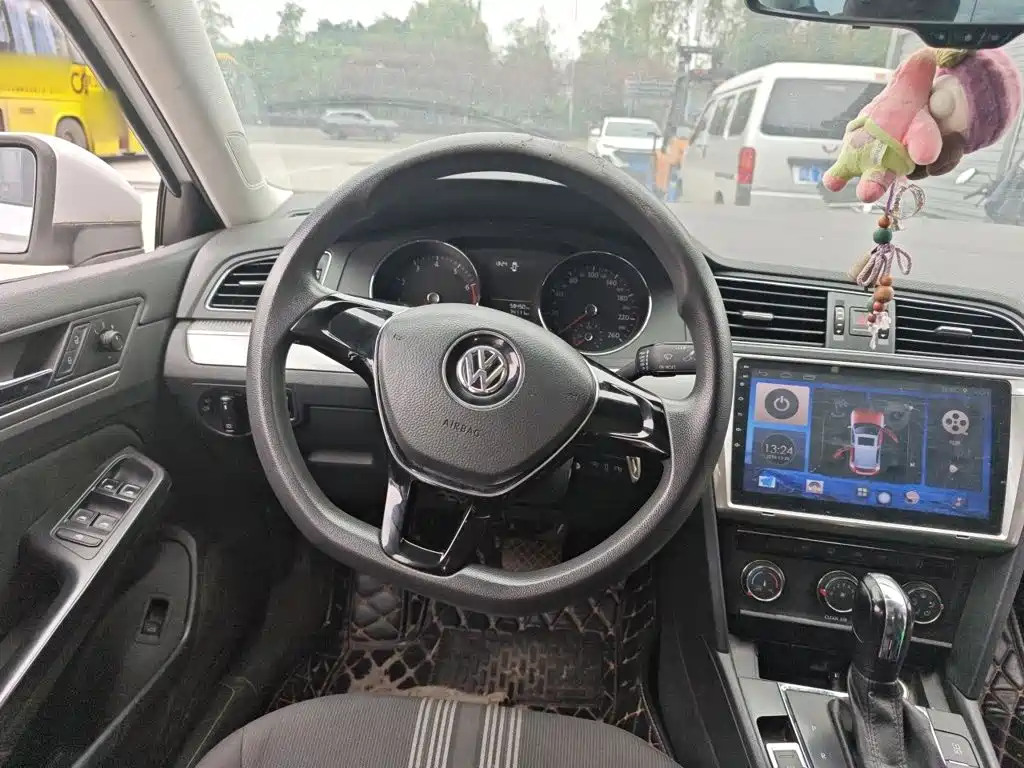 Volkswagen Lamando — миниатюра 6