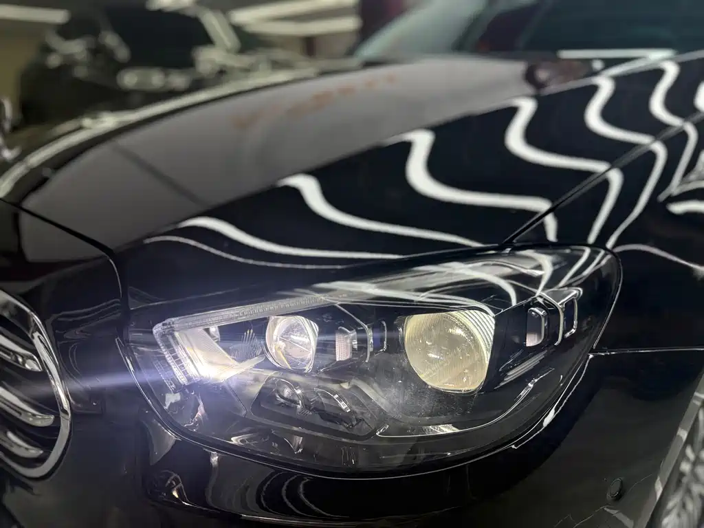 Mercedes-Benz E-Class — миниатюра 29