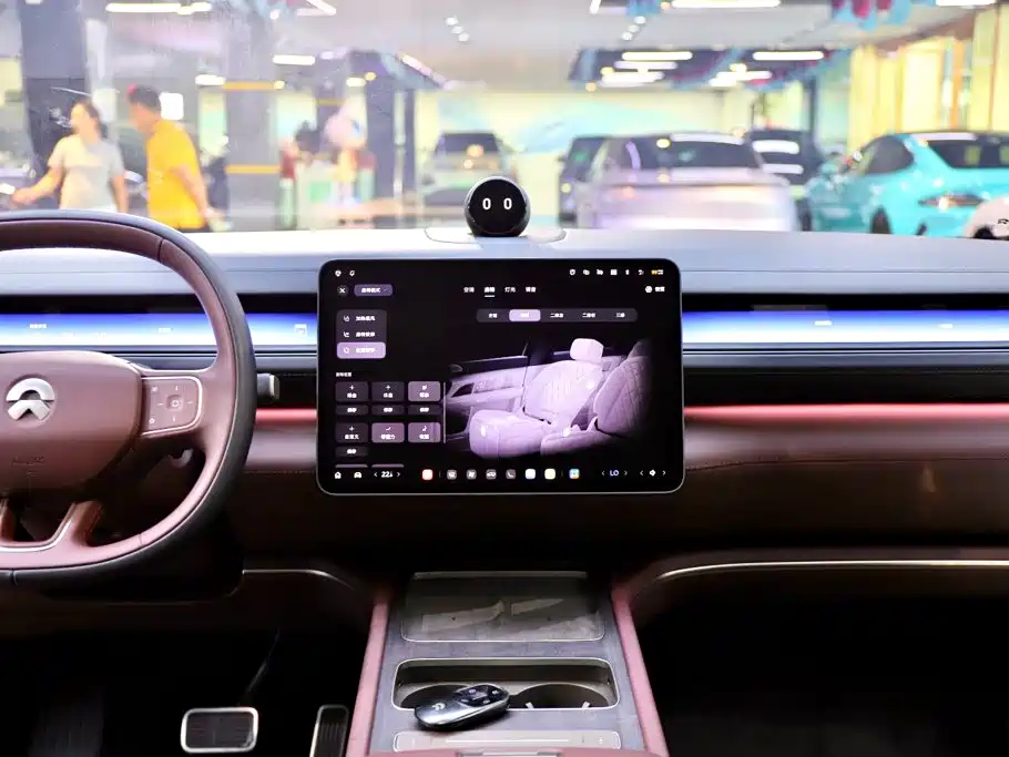 NIO ES8 — миниатюра 14