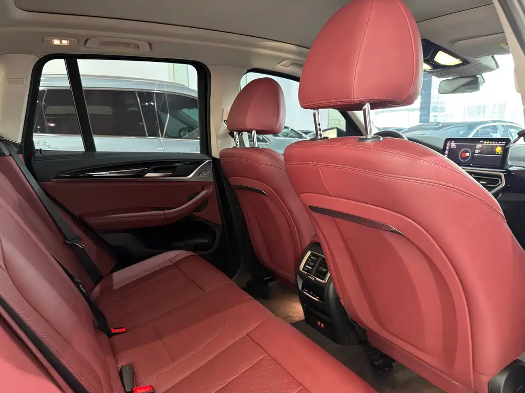 BMW iX3 — миниатюра 10