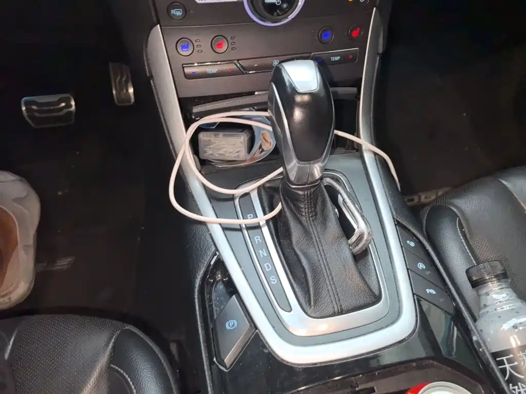 Ford Edge — миниатюра 7