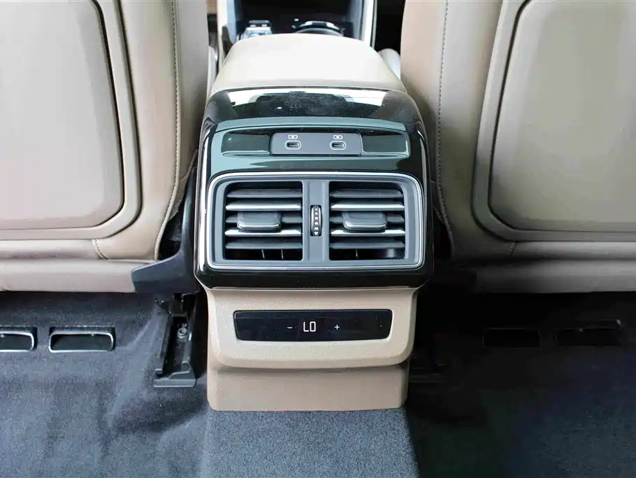 Audi Q5L — миниатюра 13