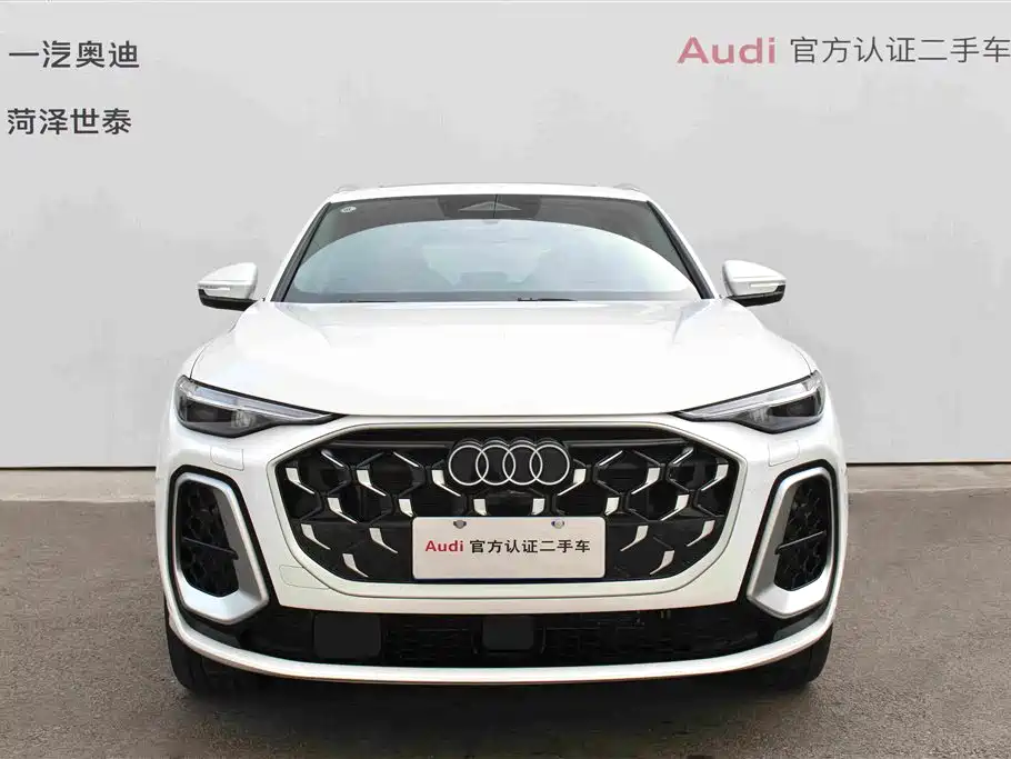Audi Q5L — миниатюра 2