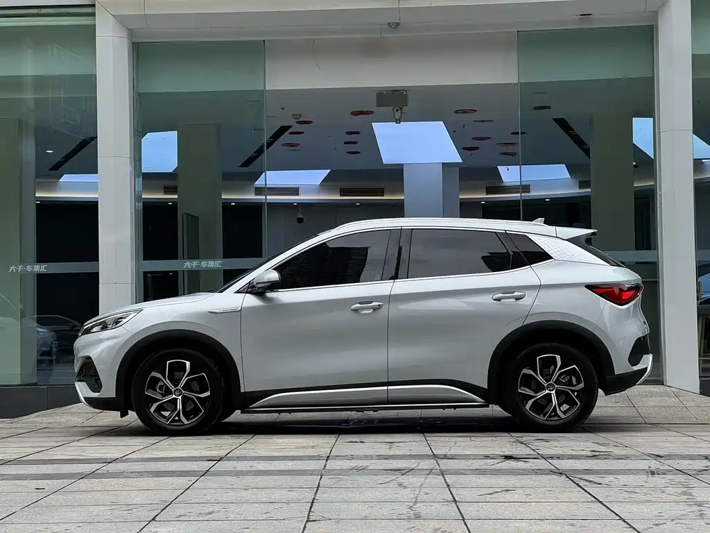 BYD Yuan Plus PLUS 2022 430KM Luxury