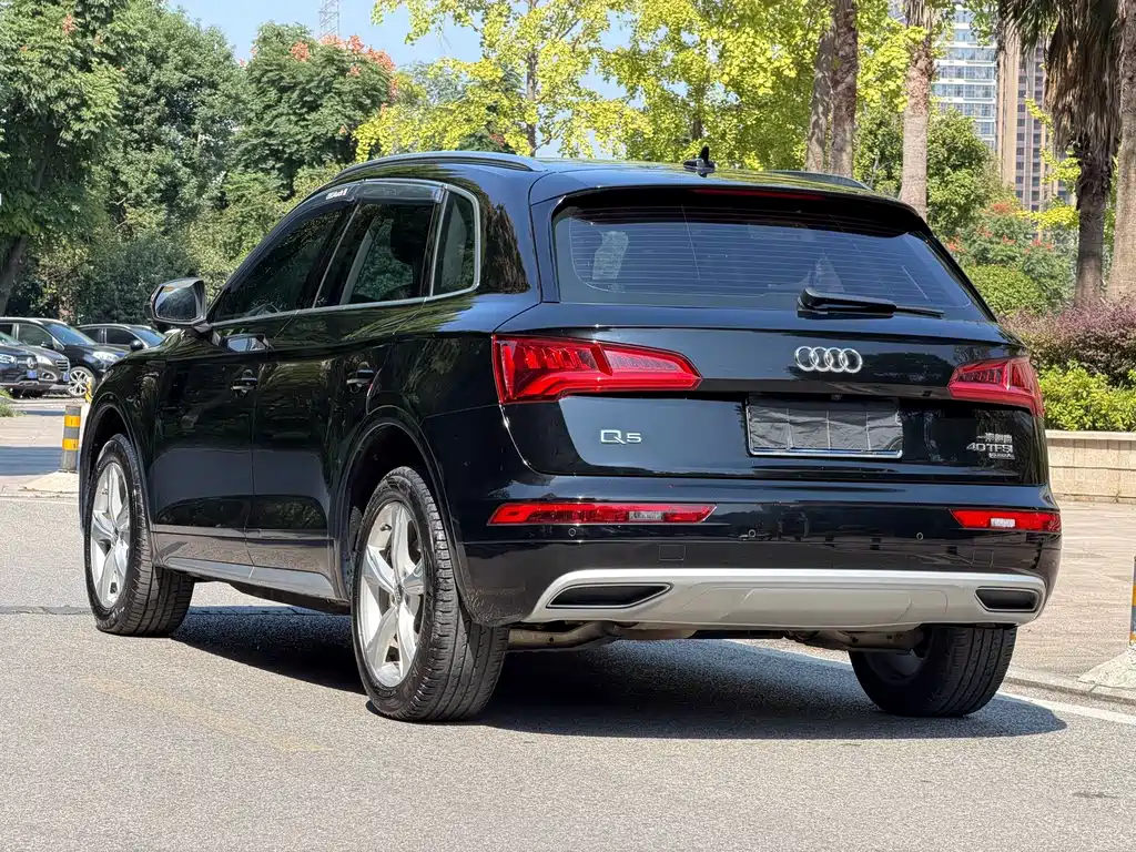 Audi Q5L — миниатюра 6