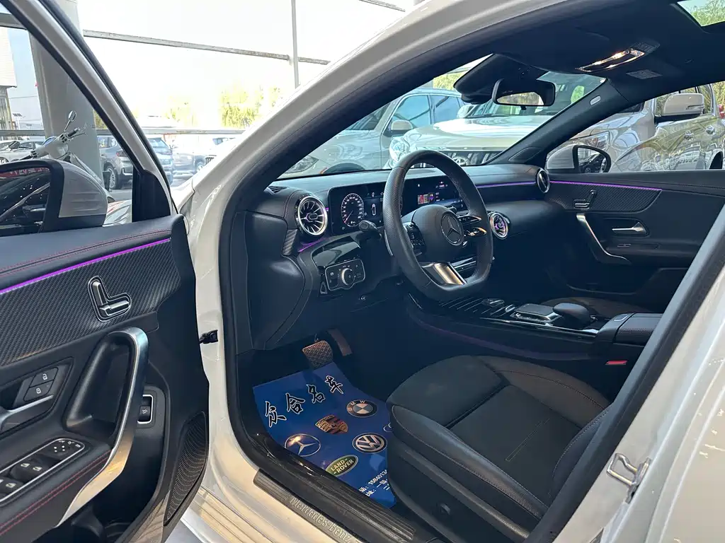 MERCEDES-BENZ A CLASS