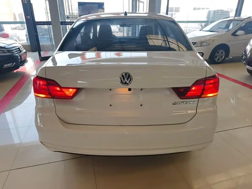 Volkswagen Santana — миниатюра 6