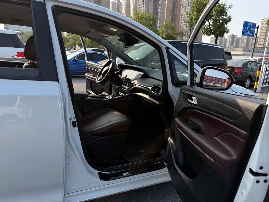 GAC Motor Trumpchi M6 — миниатюра 14