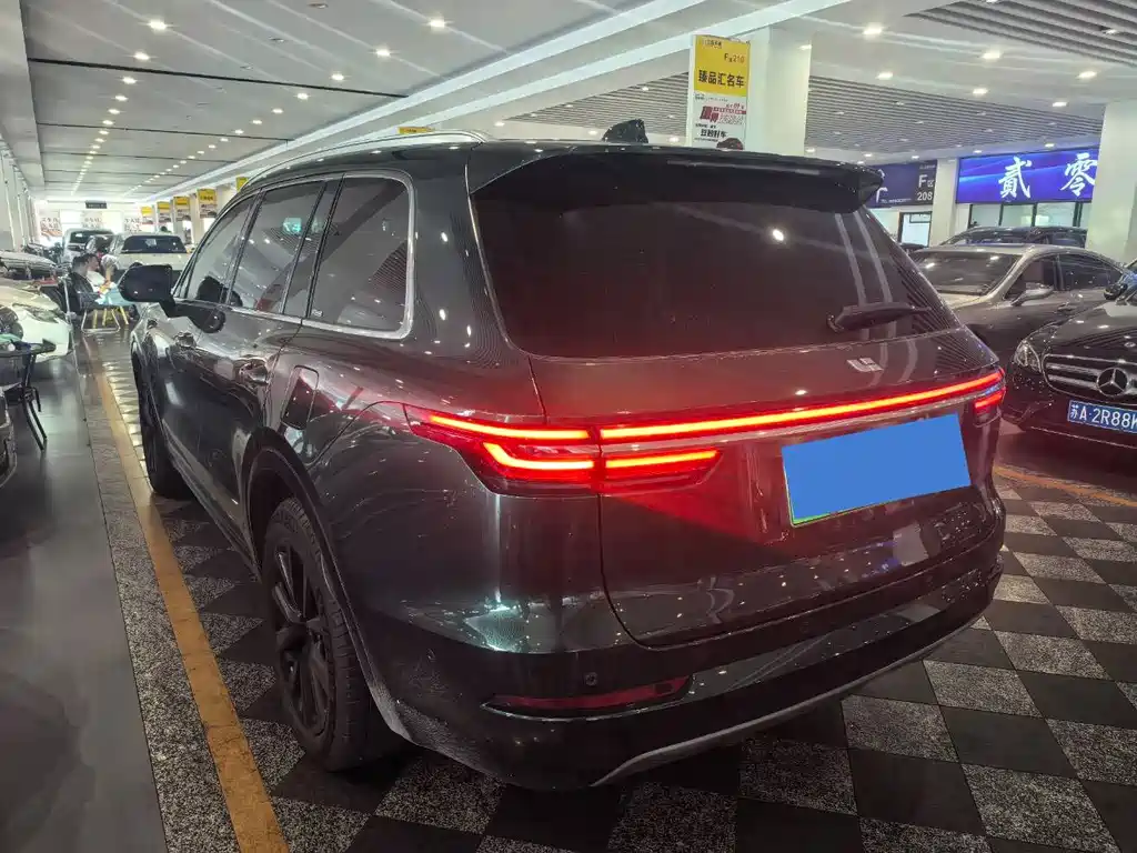 Li Auto Li ONE — миниатюра 5