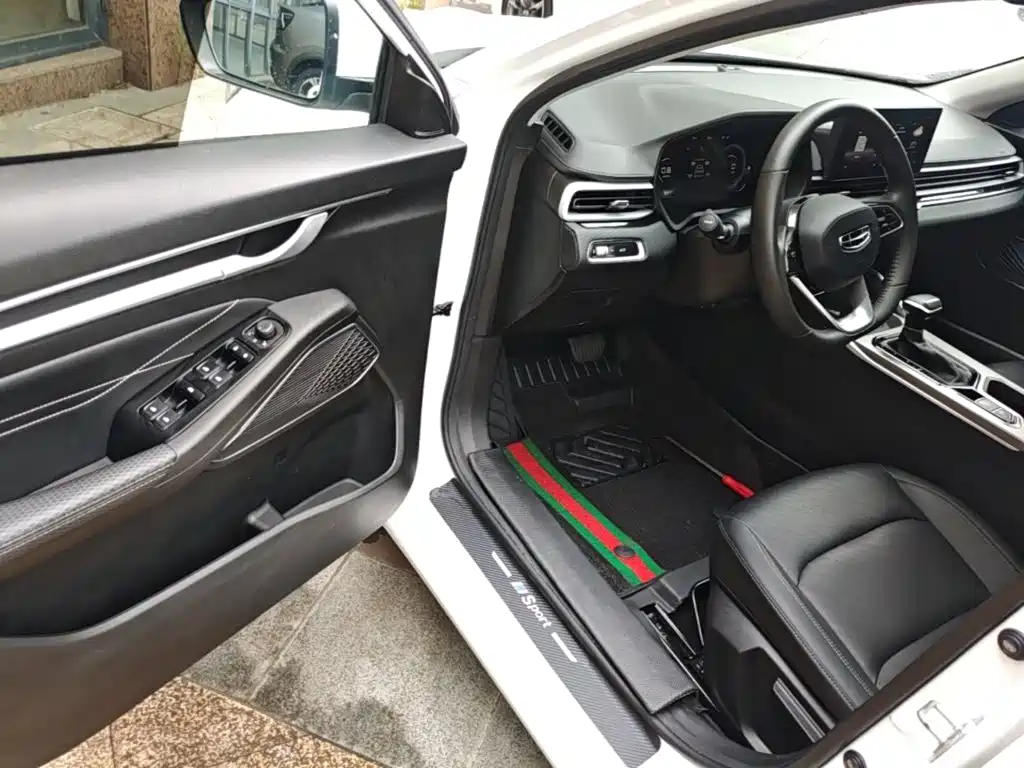 Geely Emgrand — миниатюра 16
