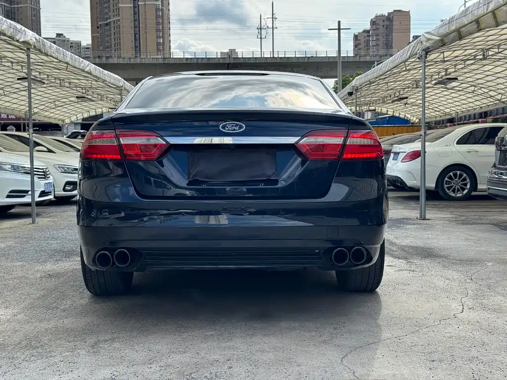 Ford Taurus — миниатюра 4