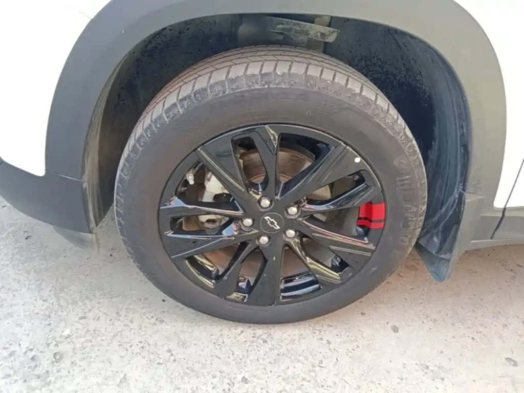 Chevrolet Trax — миниатюра 23