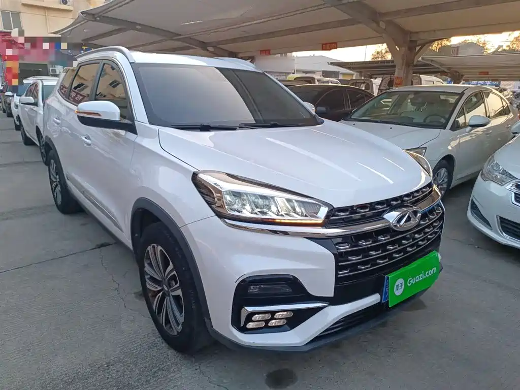 CHERY TIGGO 8