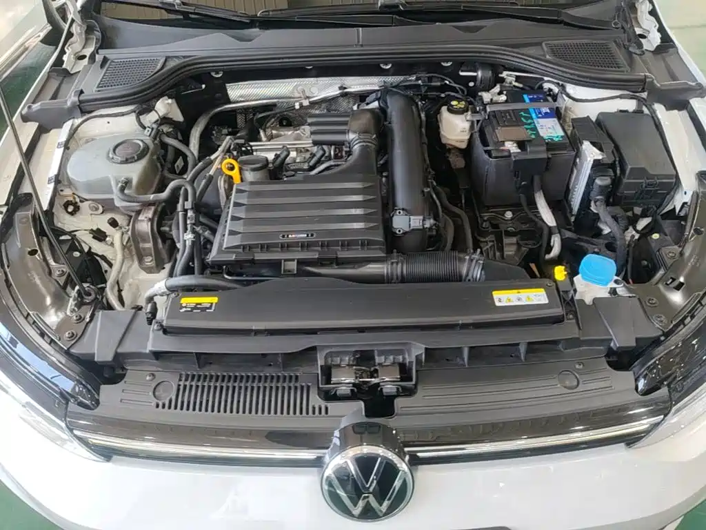 Volkswagen Golf — миниатюра 20