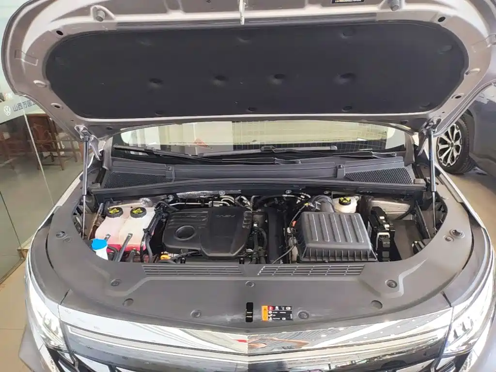 Roewe iMAX8 New Energy — миниатюра 20
