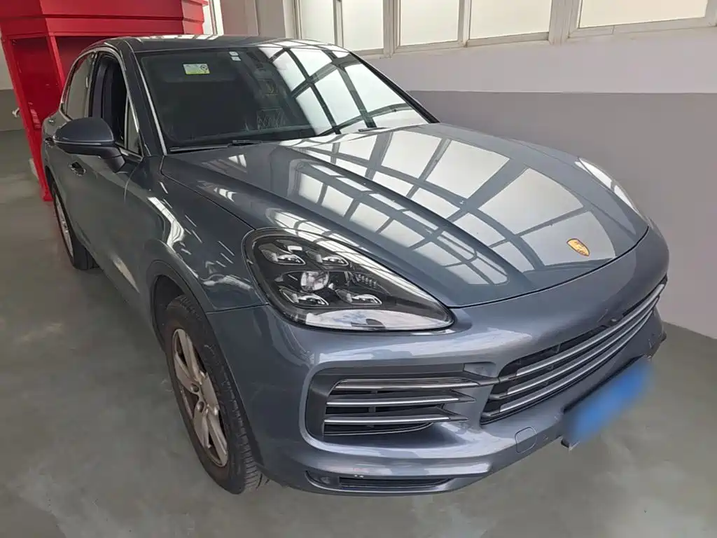 Porsche Cayenne — миниатюра 4