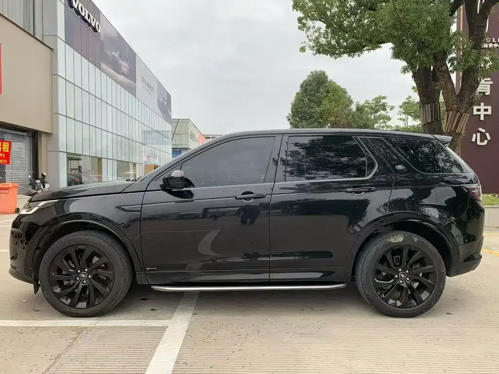 LAND ROVER DISCOVER SPORTS