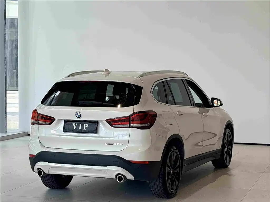 BMW X1 — миниатюра 9