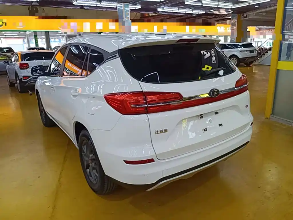 BYD Song — миниатюра 5