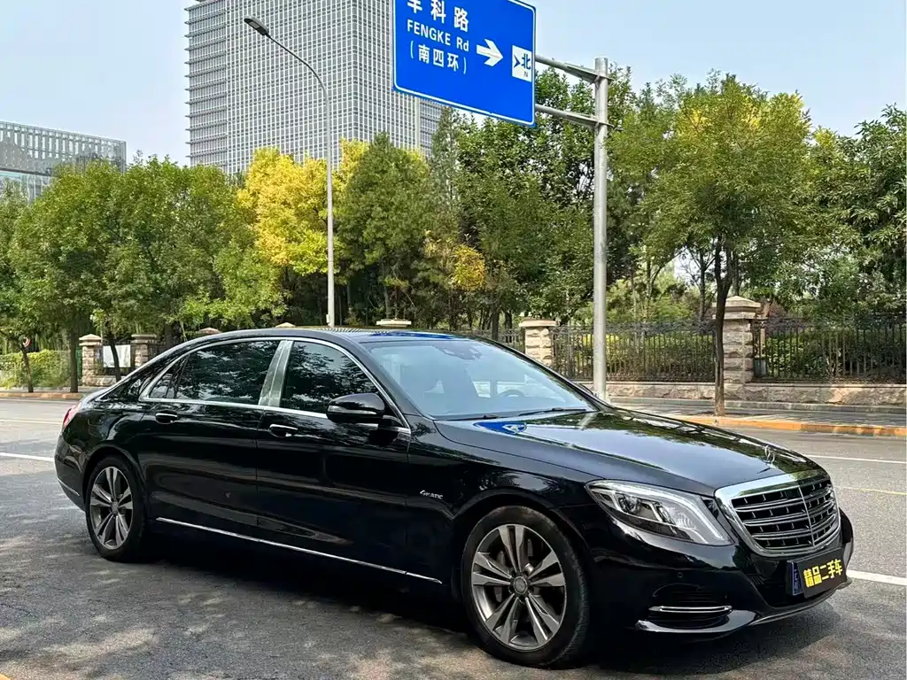 Mercedes-Benz S-Class — миниатюра 11