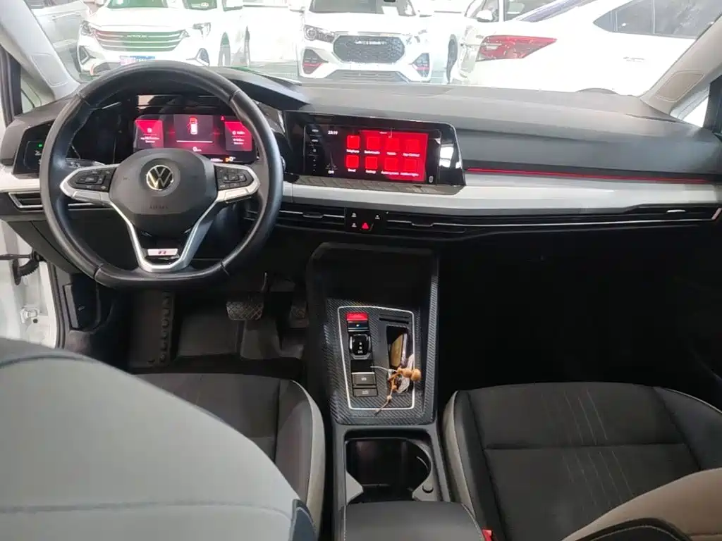 Volkswagen Golf — миниатюра 10