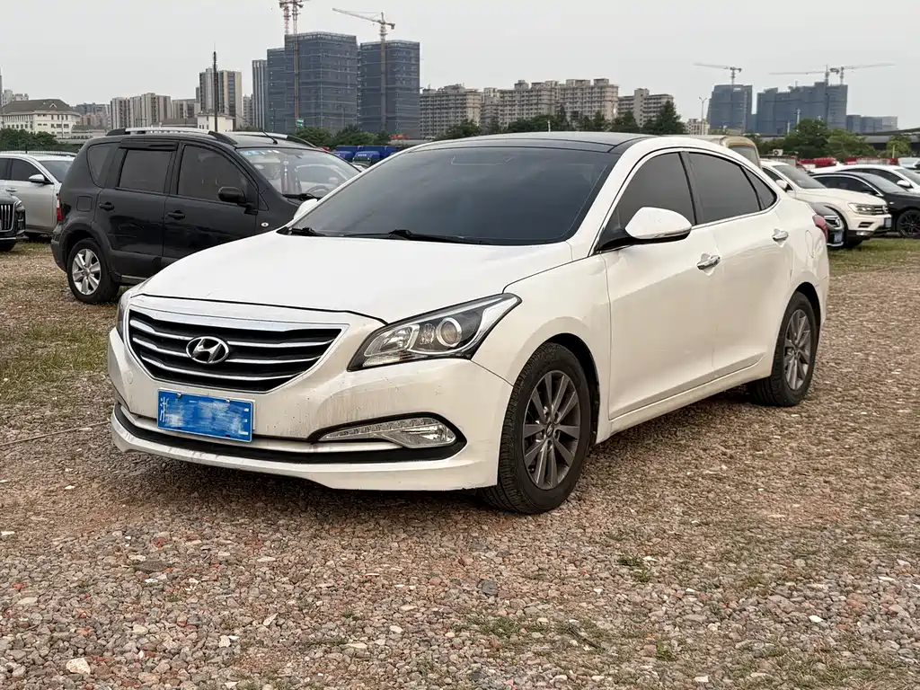 Hyundai Mistra 2015