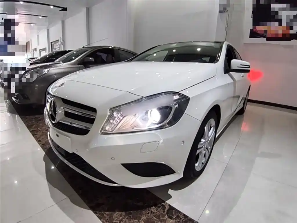 Mercedes-Benz A-Class (Import) 2015
