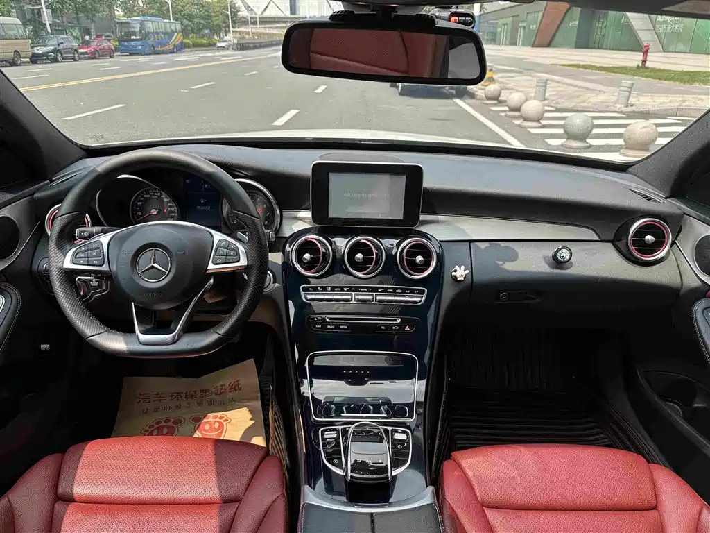 Mercedes-Benz C-Class — миниатюра 5
