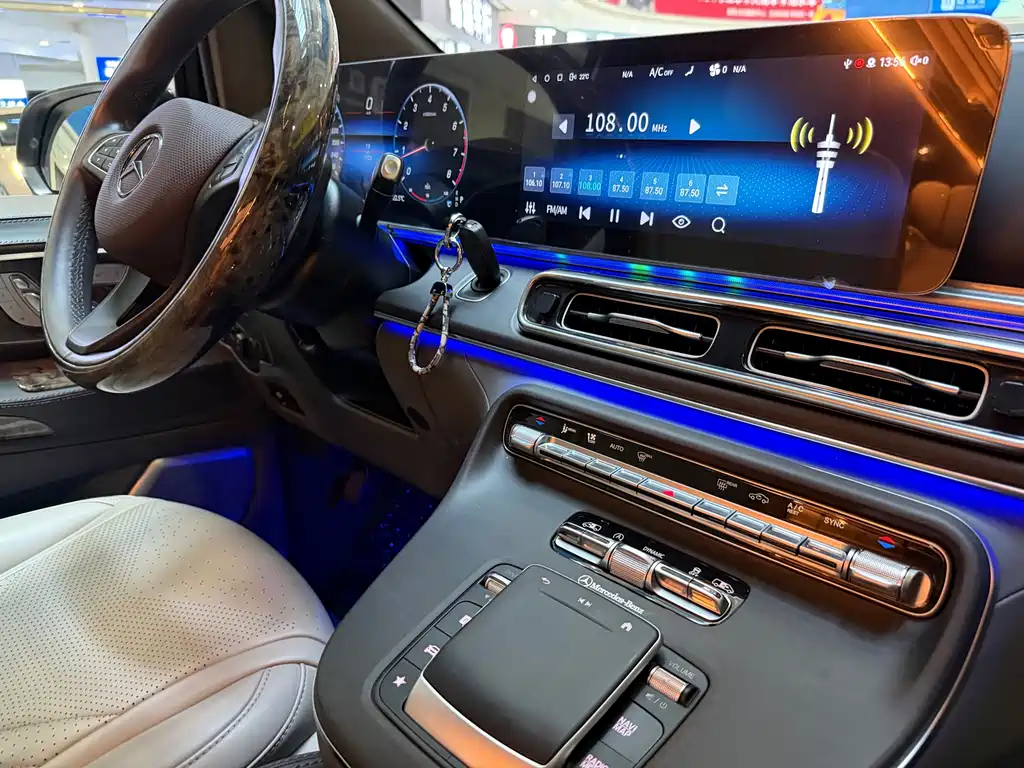 Mercedes-Benz Vito — миниатюра 12