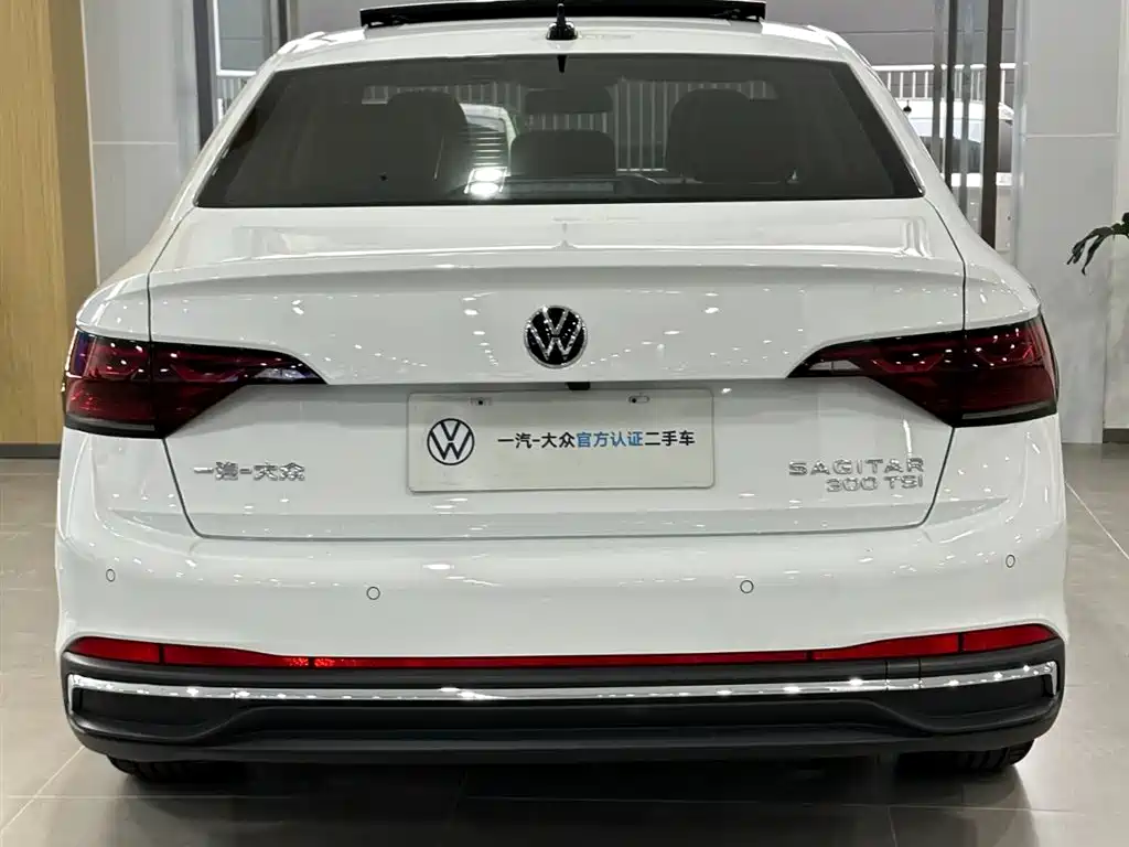 Volkswagen Sagitar — миниатюра 17