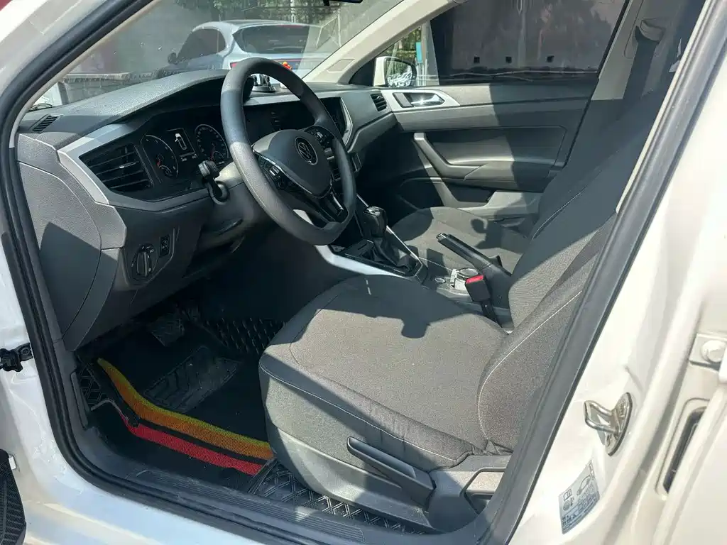 Volkswagen Polo — миниатюра 5
