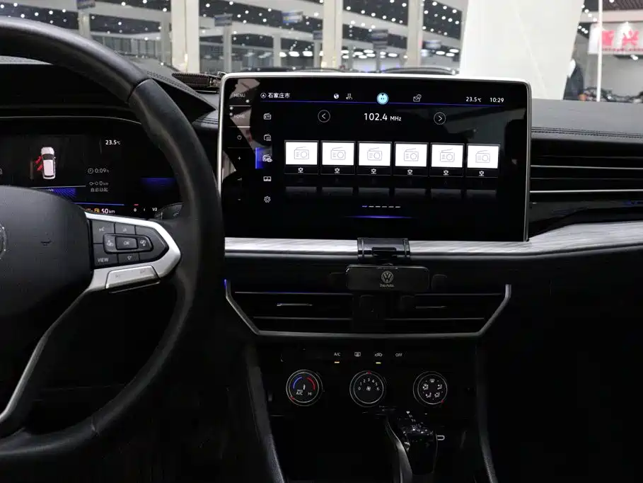 Volkswagen Sagitar — миниатюра 11