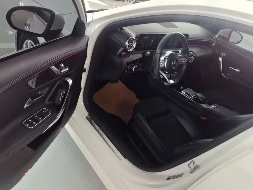 Mercedes-Benz A-Class — миниатюра 15