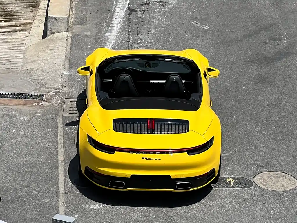 Porsche 911 2022 Carrera Cabriolet 3.0T