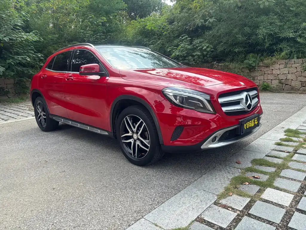 Mercedes-Benz GLA — миниатюра 3