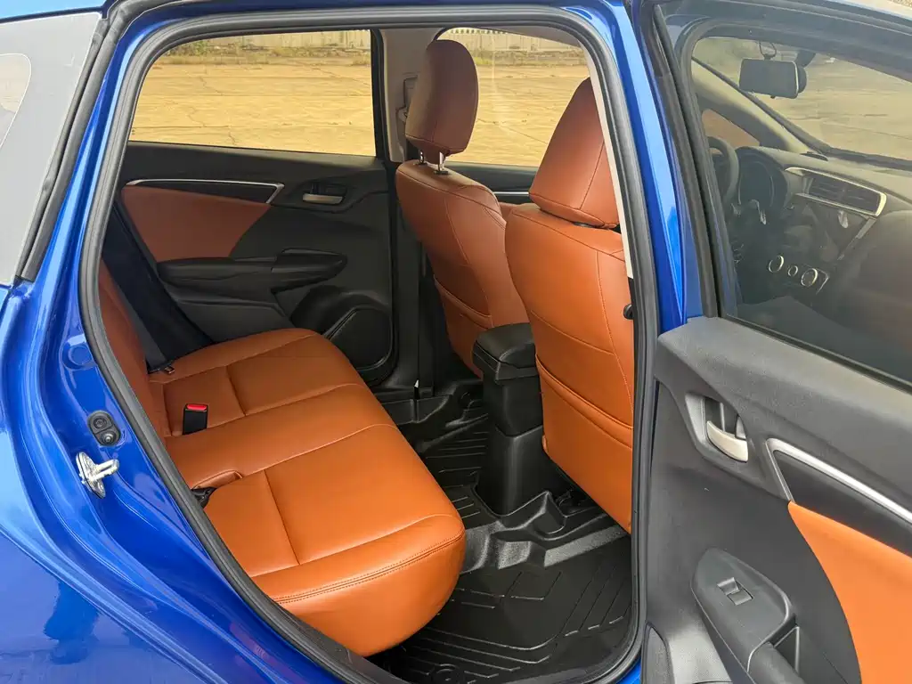 Honda Fit — миниатюра 13