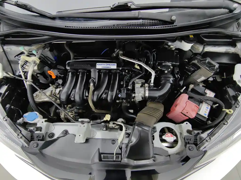 Honda Fit — миниатюра 6