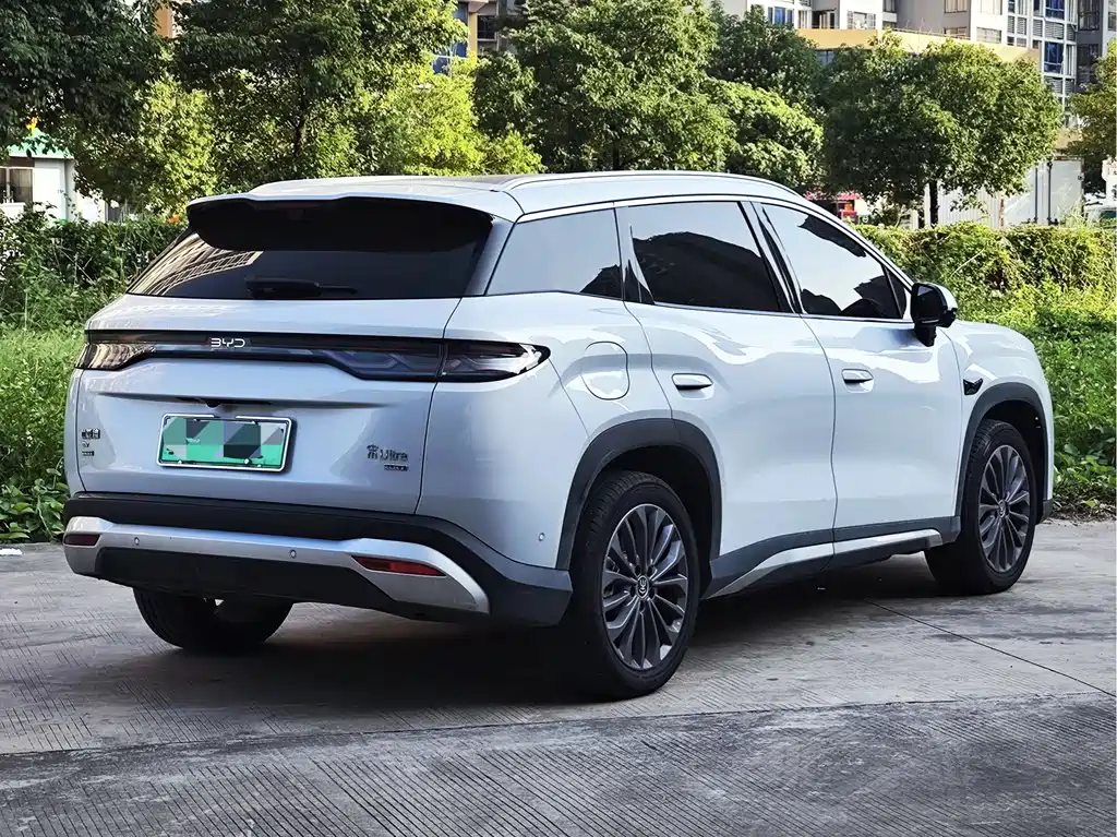 BYD Song Ultra — миниатюра 4