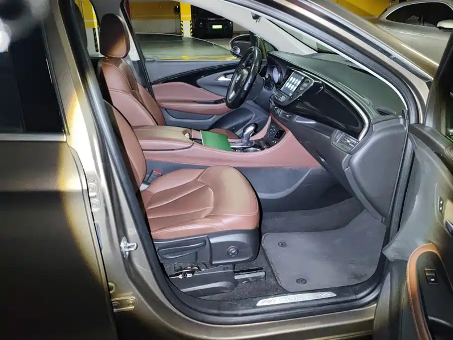 Buick Envision Plus — миниатюра 8