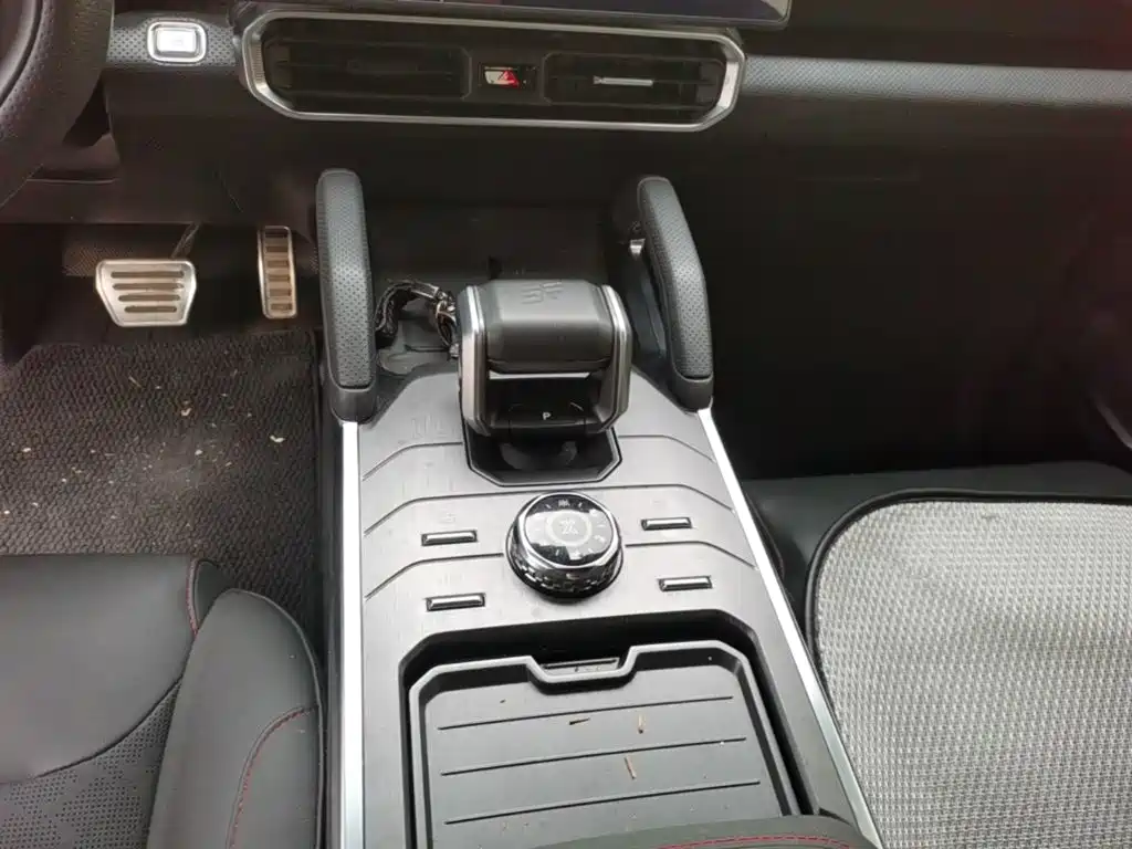 Jetour Traveller — миниатюра 14