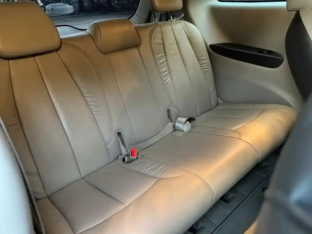 Buick GL8 — миниатюра 13