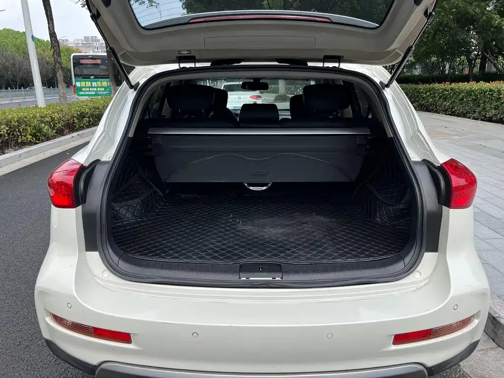 Infiniti QX50 — миниатюра 17