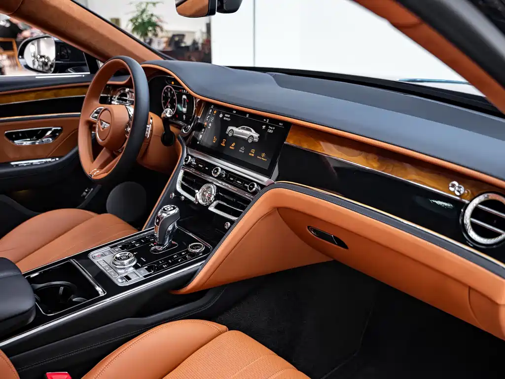 Bentley Flying Spur — миниатюра 11
