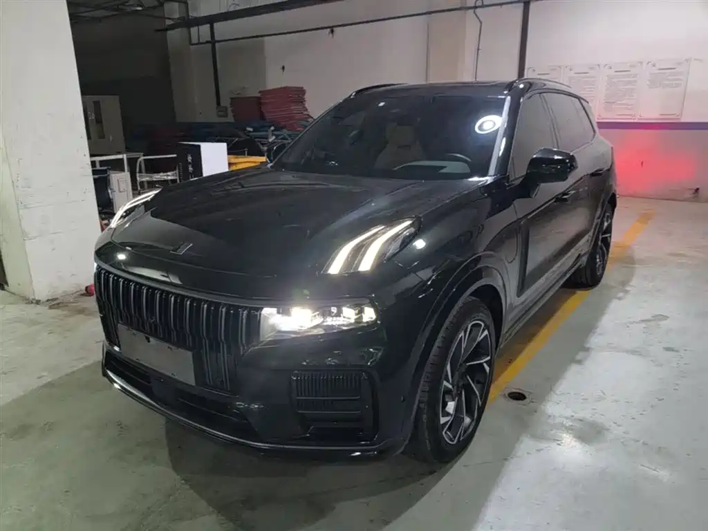 Lynk & Co 09 EM-P 2022