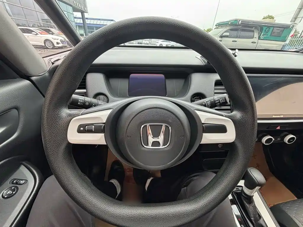 Honda Fit — миниатюра 12