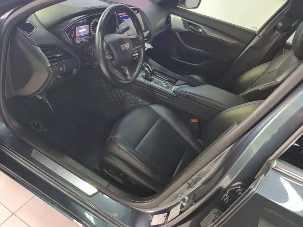 Cadillac CT5 — миниатюра 15