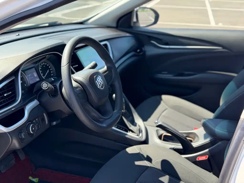 Buick Excelle — миниатюра 5