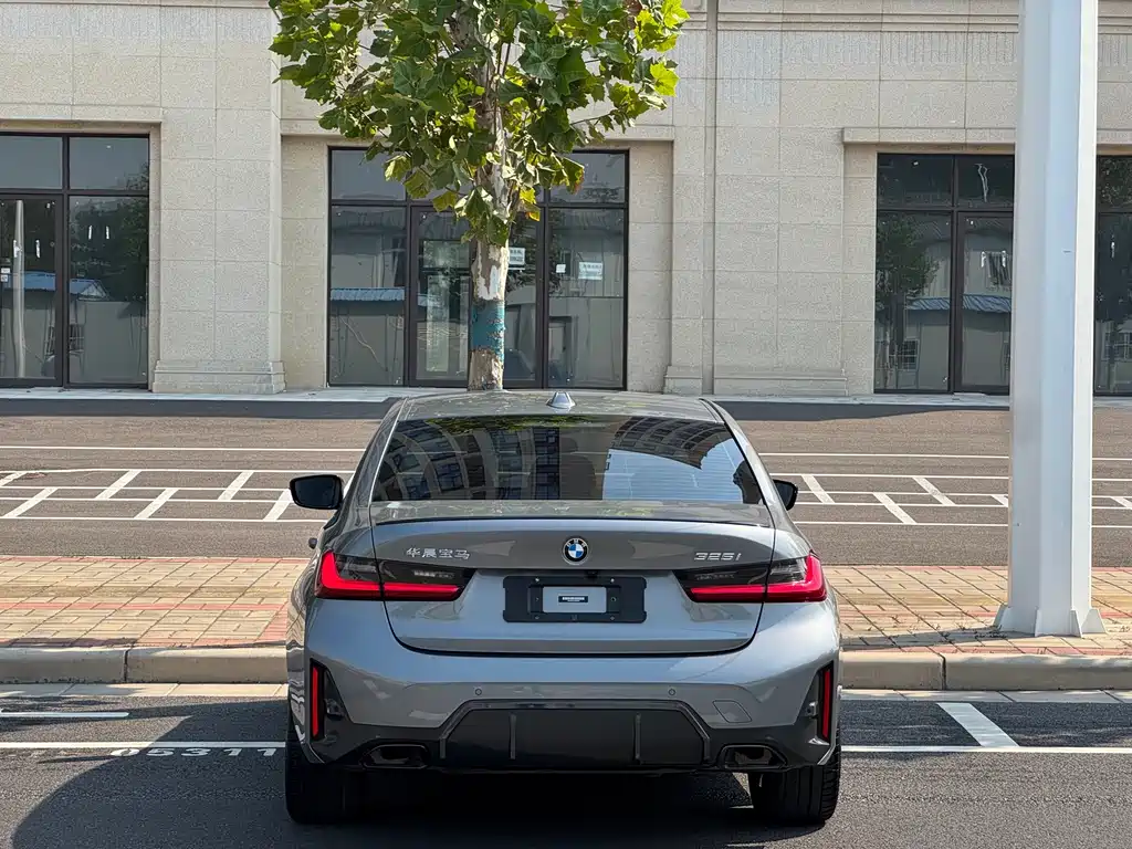 BMW 3 Series — миниатюра 16